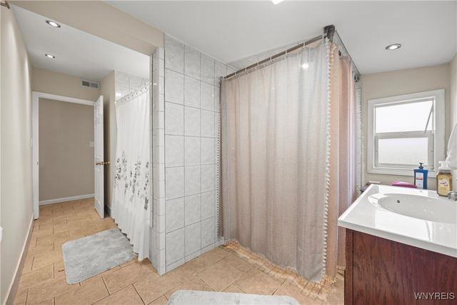 1085 East Park Road, Grand Island, NY 14072