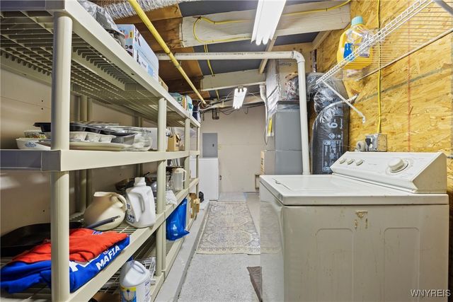 1085 East Park Road, Grand Island, NY 14072