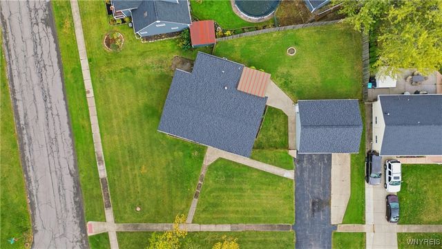 1085 East Park Road, Grand Island, NY 14072