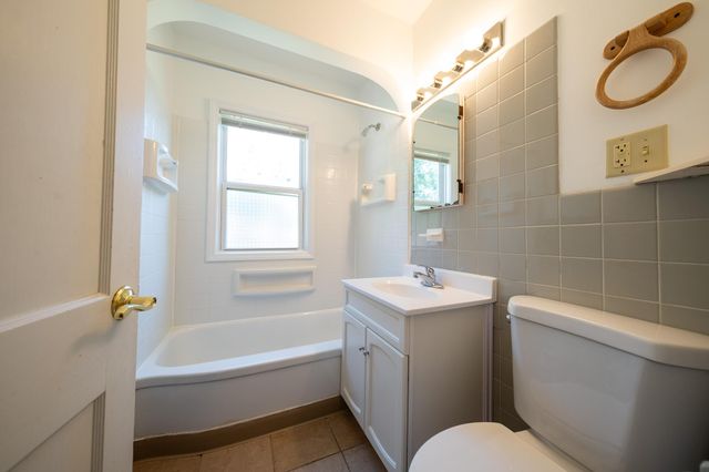 8241 Wentworth Avenue S, Bloomington, MN 55420