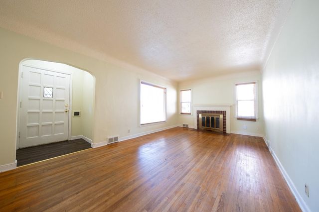 8241 Wentworth Avenue S, Bloomington, MN 55420