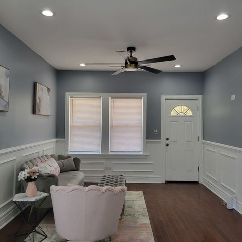 10133 S Aberdeen Street, Chicago, IL 60643