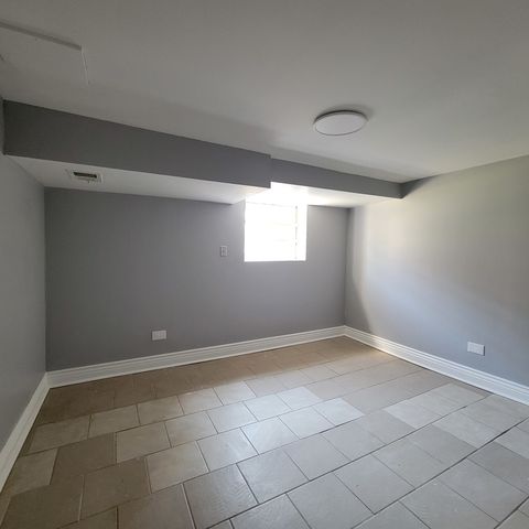 10133 S Aberdeen Street, Chicago, IL 60643