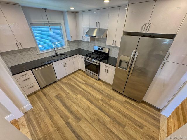 203-30 28th Avenue 1, Bayside, NY 11360