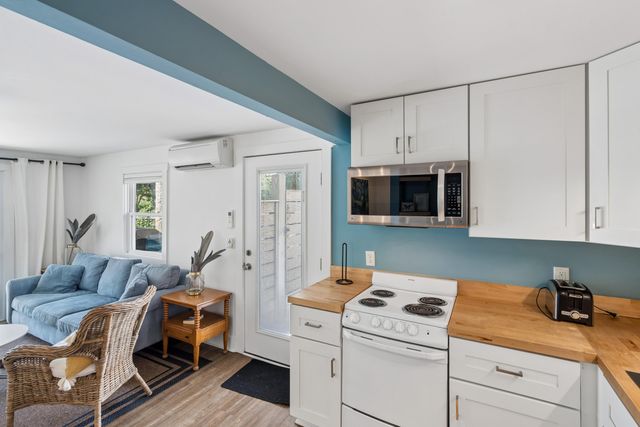 312 Charleston Boulevard, Isle Of Palms, SC 29451