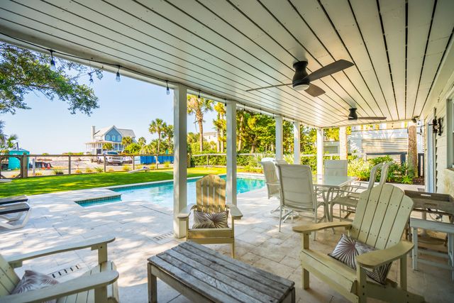 312 Charleston Boulevard, Isle Of Palms, SC 29451