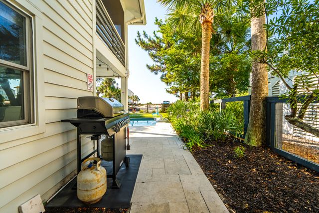 312 Charleston Boulevard, Isle Of Palms, SC 29451