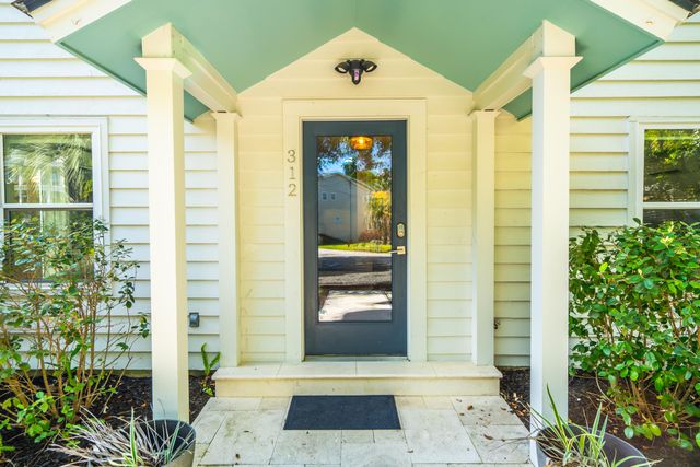 312 Charleston Boulevard, Isle Of Palms, SC 29451
