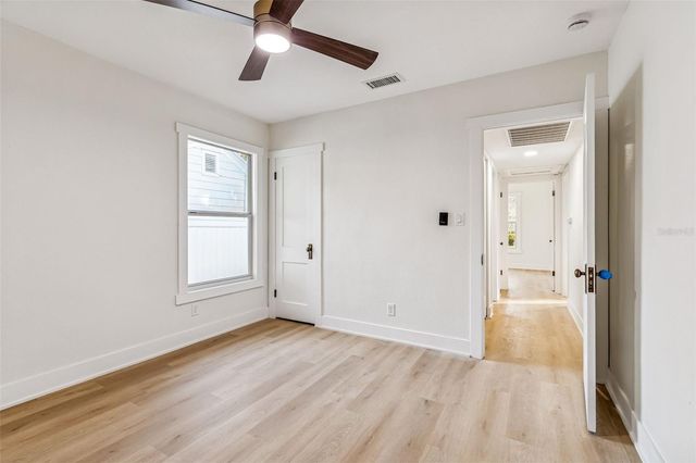 3511 W BARCELONA STREET, Tampa, FL 33629