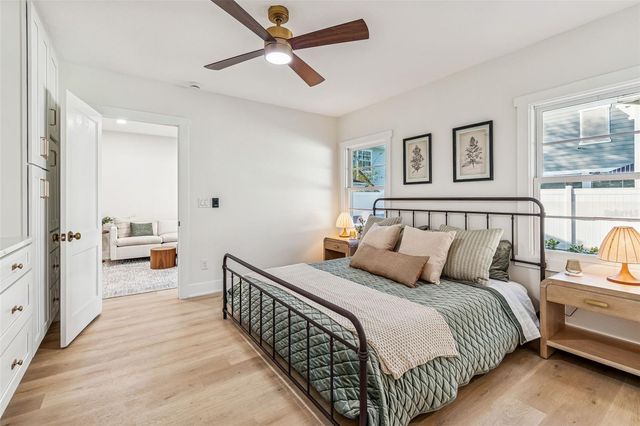 3511 W BARCELONA STREET, Tampa, FL 33629