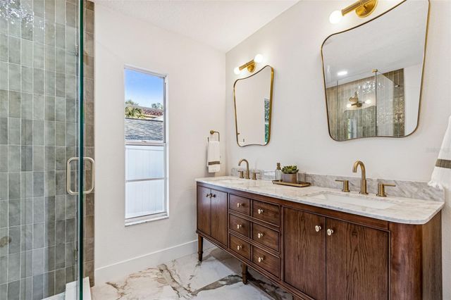 3511 W BARCELONA STREET, Tampa, FL 33629