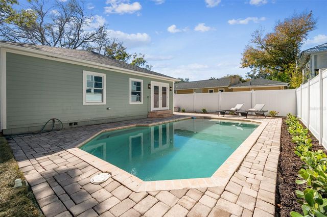 3511 W BARCELONA STREET, Tampa, FL 33629