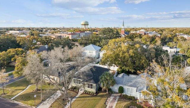 3511 W BARCELONA STREET, Tampa, FL 33629