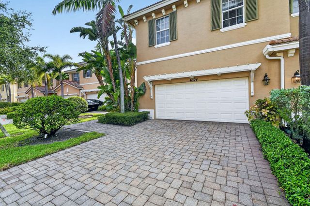 4624 Cadiz Circle, Palm Beach Gardens, FL 33418
