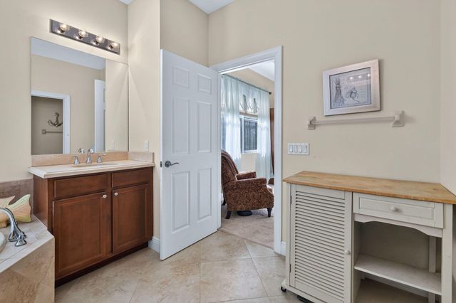4624 Cadiz Circle, Palm Beach Gardens, FL 33418