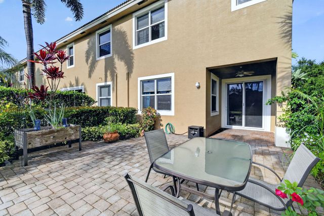 4624 Cadiz Circle, Palm Beach Gardens, FL 33418