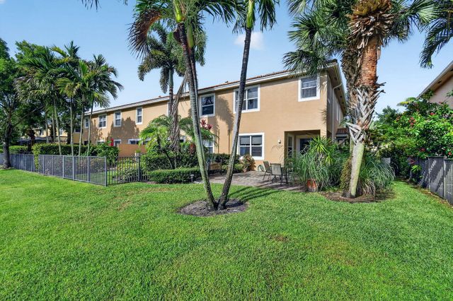 4624 Cadiz Circle, Palm Beach Gardens, FL 33418