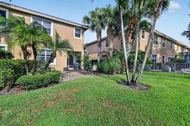 4624 Cadiz Circle, Palm Beach Gardens, FL 33418