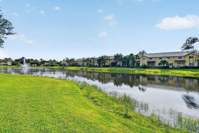 4624 Cadiz Circle, Palm Beach Gardens, FL 33418
