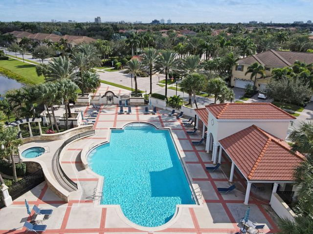 4624 Cadiz Circle, Palm Beach Gardens, FL 33418