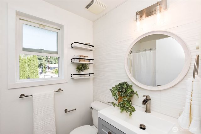 12228 Rainbow Drive, Arlington, WA 98223