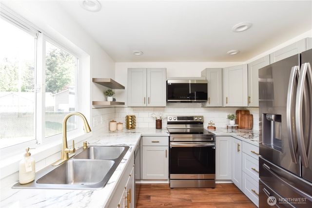 12228 Rainbow Drive, Arlington, WA 98223