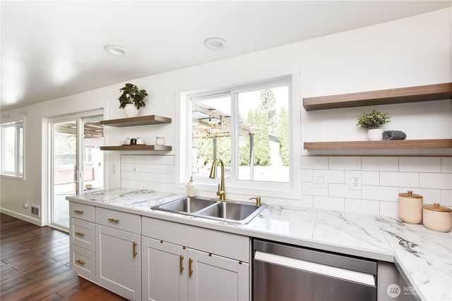 12228 Rainbow Drive, Arlington, WA 98223