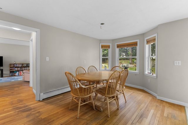 15 Mars Dr, Shrewsbury, MA 01545