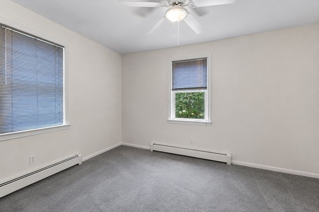 15 Mars Dr, Shrewsbury, MA 01545