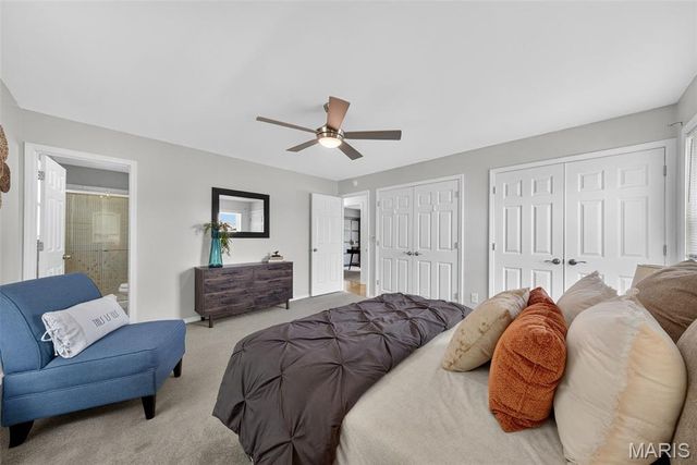 12123 Josephine Marie Drive, Maryland Heights, MO 63043