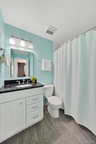 12123 Josephine Marie Drive, Maryland Heights, MO 63043