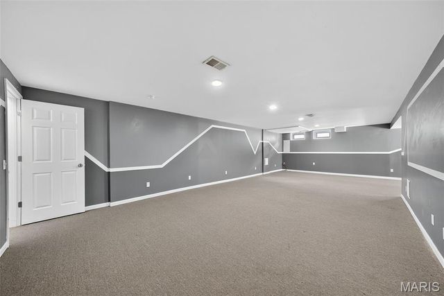 12123 Josephine Marie Drive, Maryland Heights, MO 63043