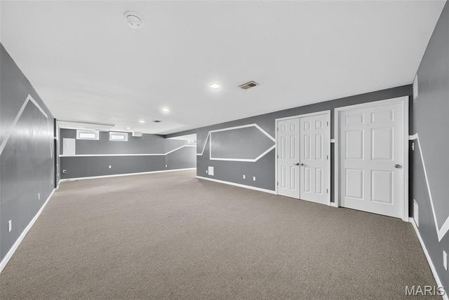 12123 Josephine Marie Drive, Maryland Heights, MO 63043