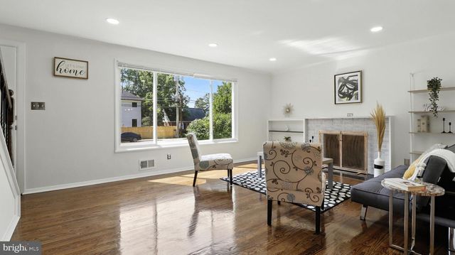 10313 SUMMIT AVE, Kensington, MD 20895