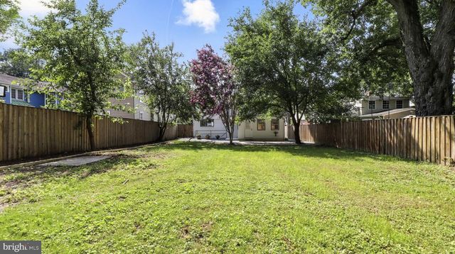 10313 SUMMIT AVE, Kensington, MD 20895