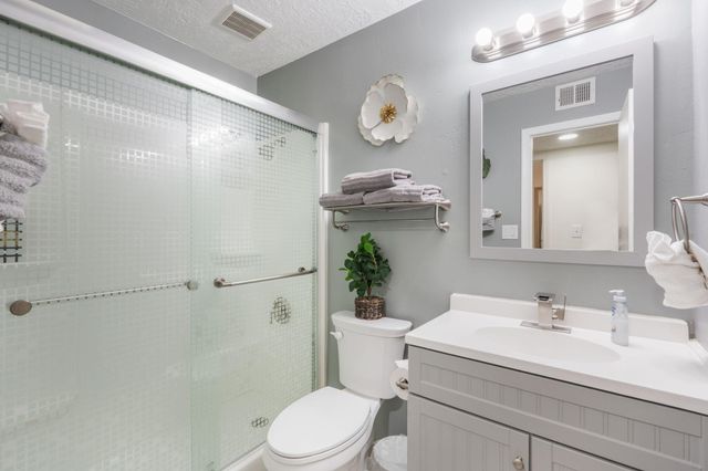 1708 Wheeler Avenue SE, Albuquerque, NM 87106