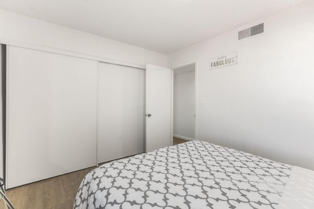 1708 Wheeler Avenue SE, Albuquerque, NM 87106