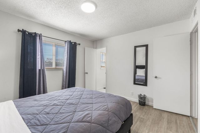 1708 Wheeler Avenue SE, Albuquerque, NM 87106