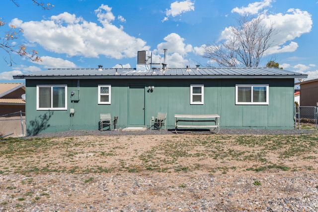 1708 Wheeler Avenue SE, Albuquerque, NM 87106