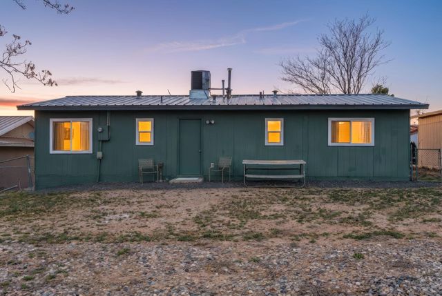 1708 Wheeler Avenue SE, Albuquerque, NM 87106