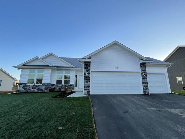 318 Julie Court, Belleville, WI 53508