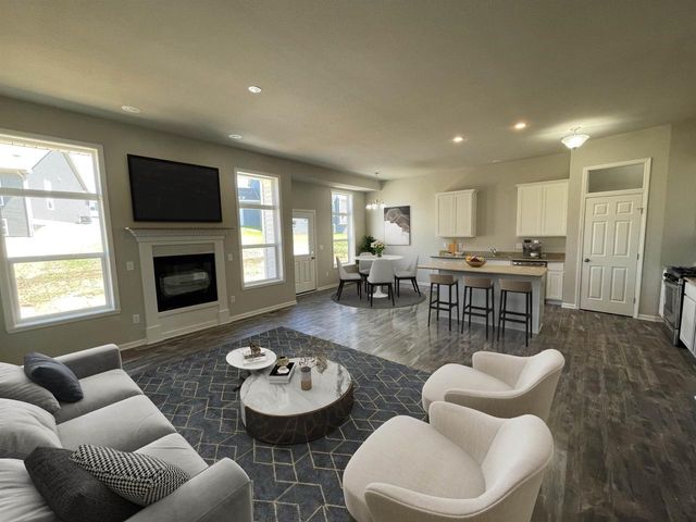 318 Julie Court, Belleville, WI 53508