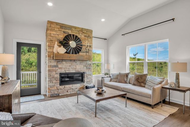 579 SWEET HONEY LN, Mechanicsburg, PA 17055