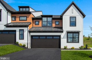 579 SWEET HONEY LN, Mechanicsburg, PA 17055