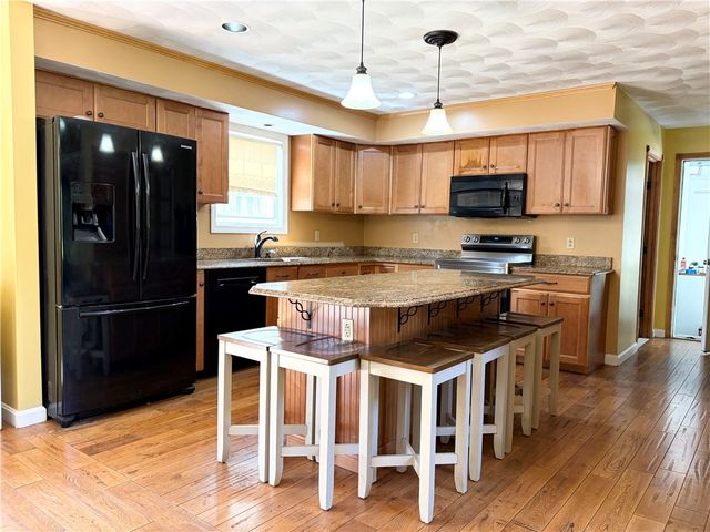 771 Gibson Hill Road, Coventry, RI 02827