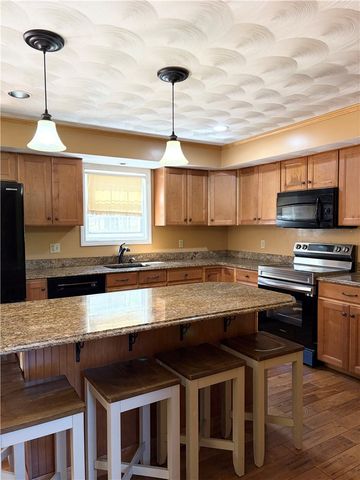 771 Gibson Hill Road, Coventry, RI 02827
