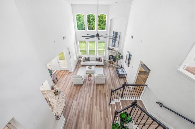 8011 Emperors Pass, Missouri City, TX 77459