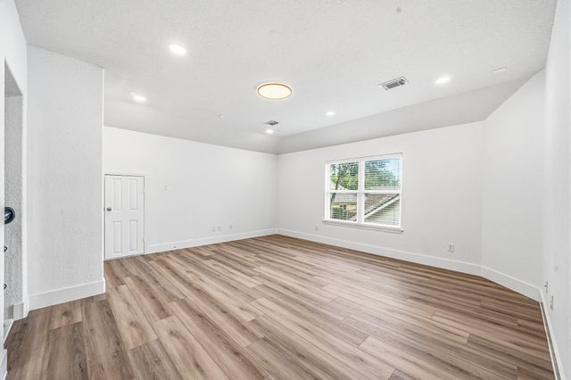8011 Emperors Pass, Missouri City, TX 77459