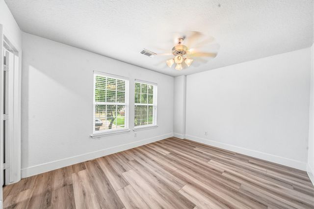 8011 Emperors Pass, Missouri City, TX 77459