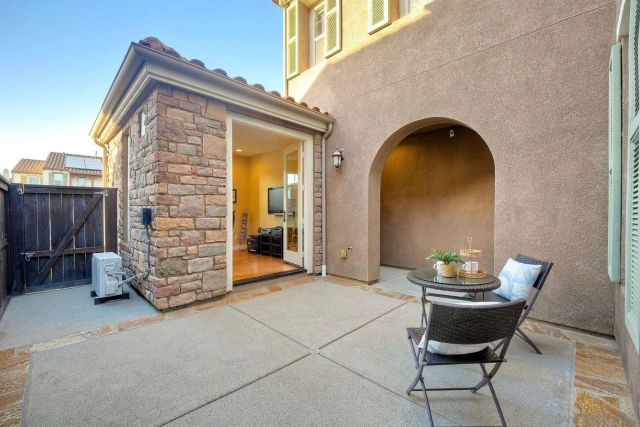 17135 Glen Aspen Dr, San Diego, CA 92127